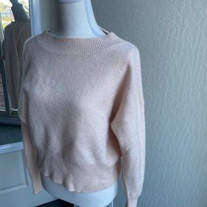 100% Cashmere Club Monaco Pale Pink sweater Size Small